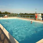 Apartment With Rooftop Pool *