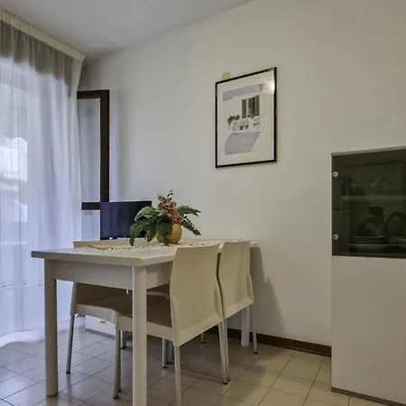 With Rooftop Pool * بيبيوني