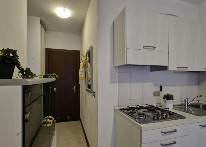 With Rooftop Pool Daire